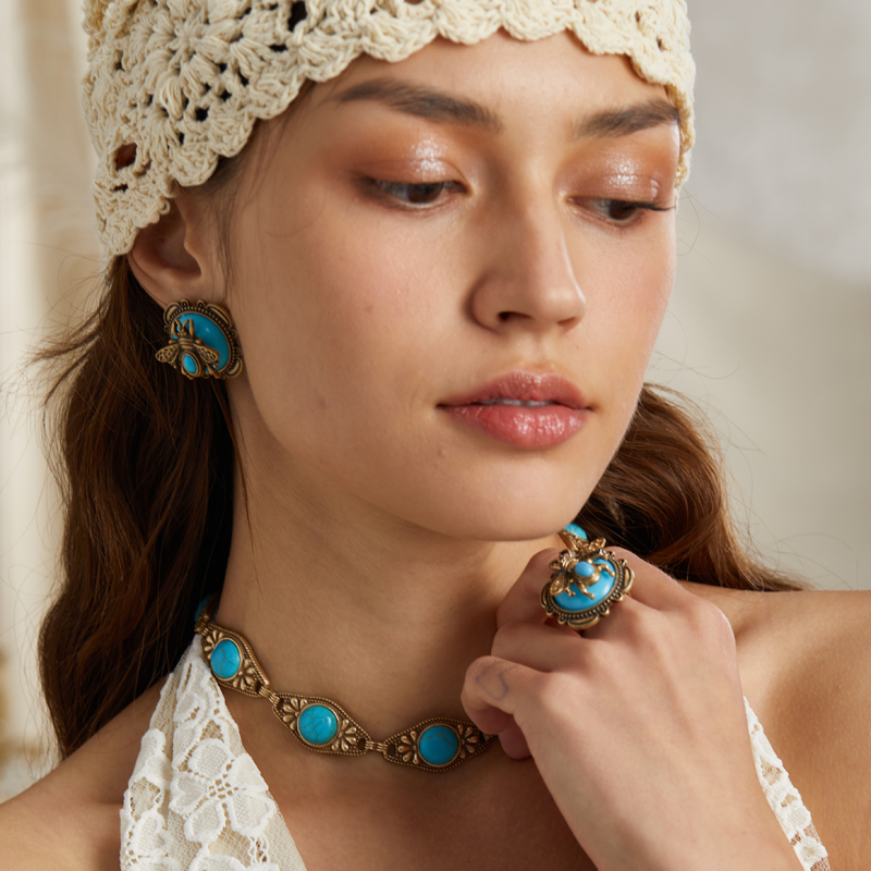 Vintage Blue Bee Rings Honey R - огляд і ціна Vintage Fashion Trends 2025