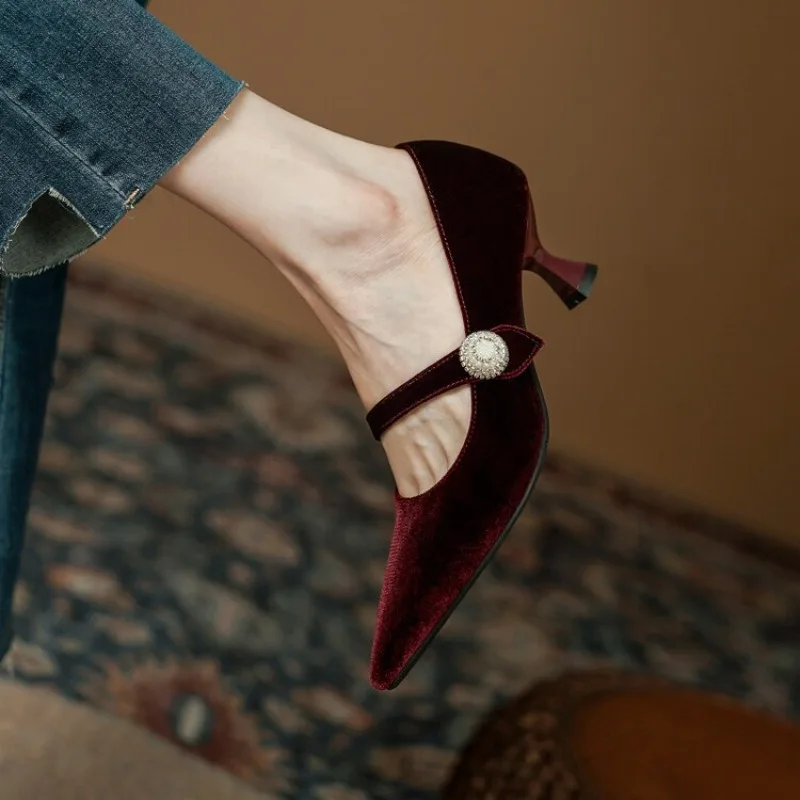 Wine Red Pointed Toe Mary Jane - огляд і ціна Vintage Old Fashion