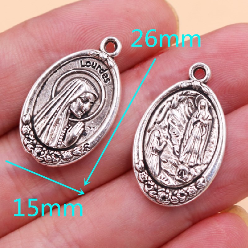 Vintage Christian Tag Pendants - огляд і ціна Vintage Fashion Tags