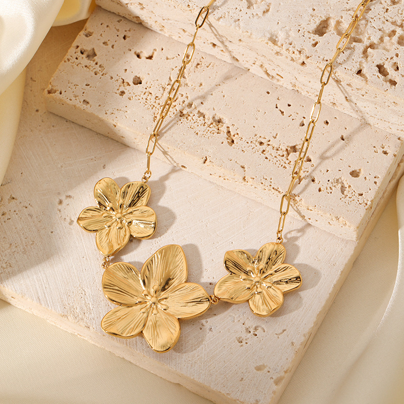 Gold Fashion Vintage Flower Pe - огляд і ціна Vintage Fashion Trends 2025