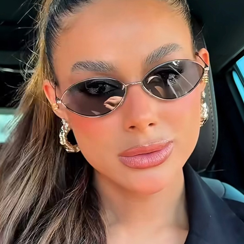 Retro Cat Eye Woman Sunglasses - огляд і ціна Vintage Fashion Designer